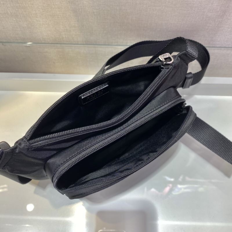 Pra*a waist chest packs